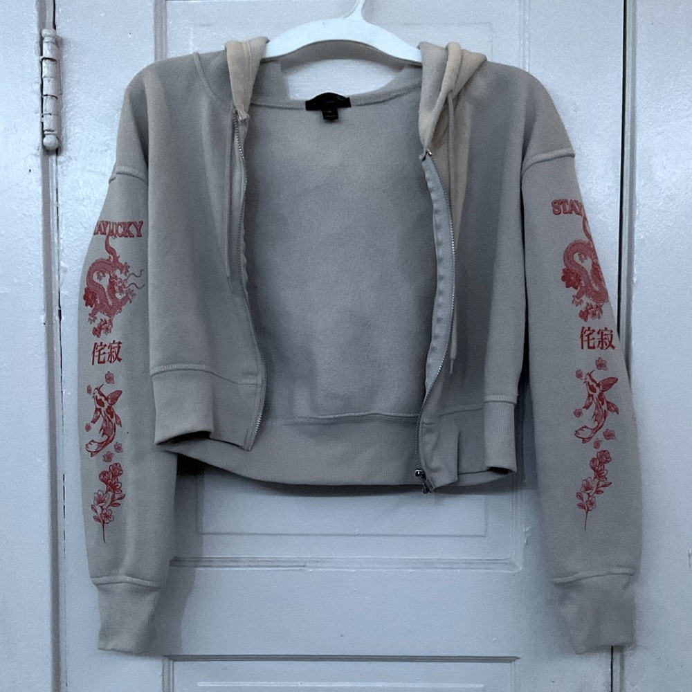 Beige crop top sweater